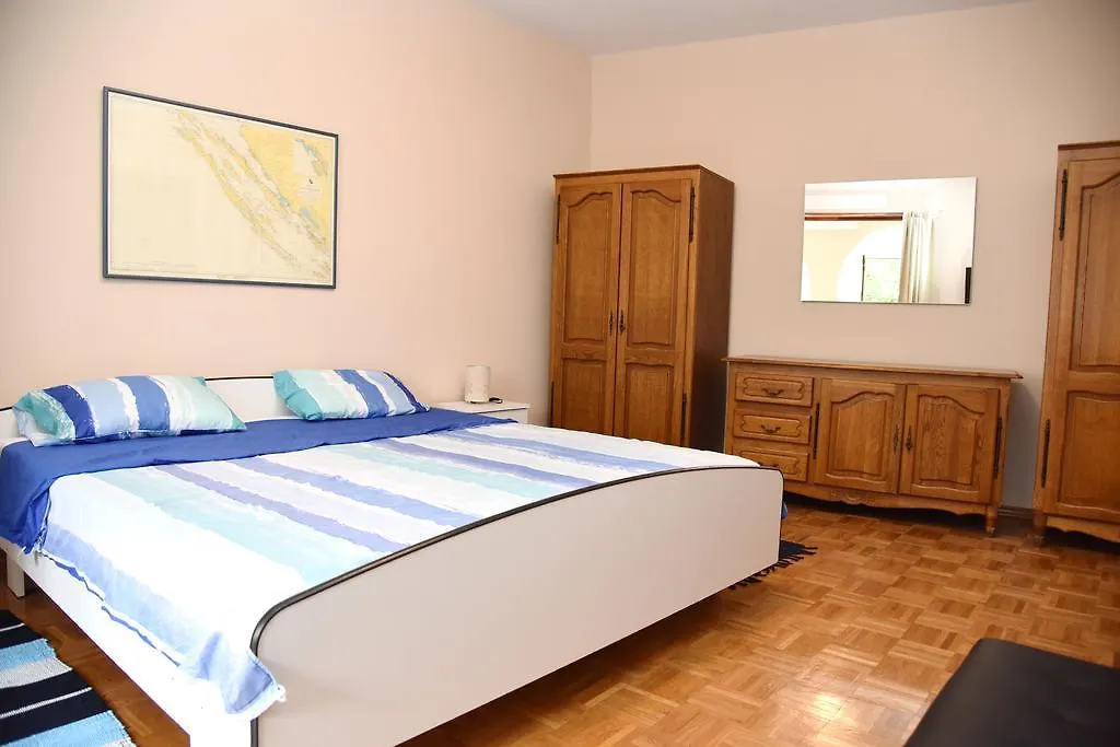 Downtown Apartment Korina Zadar 0*,