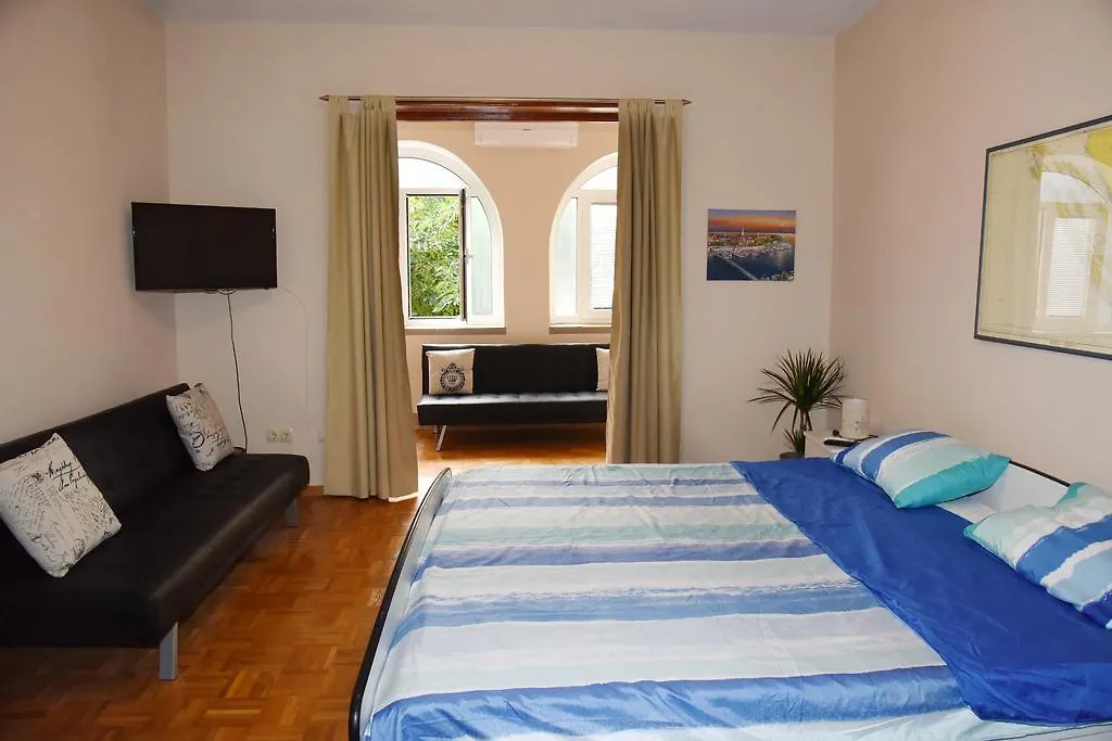 Downtown Apartment Korina Zadar