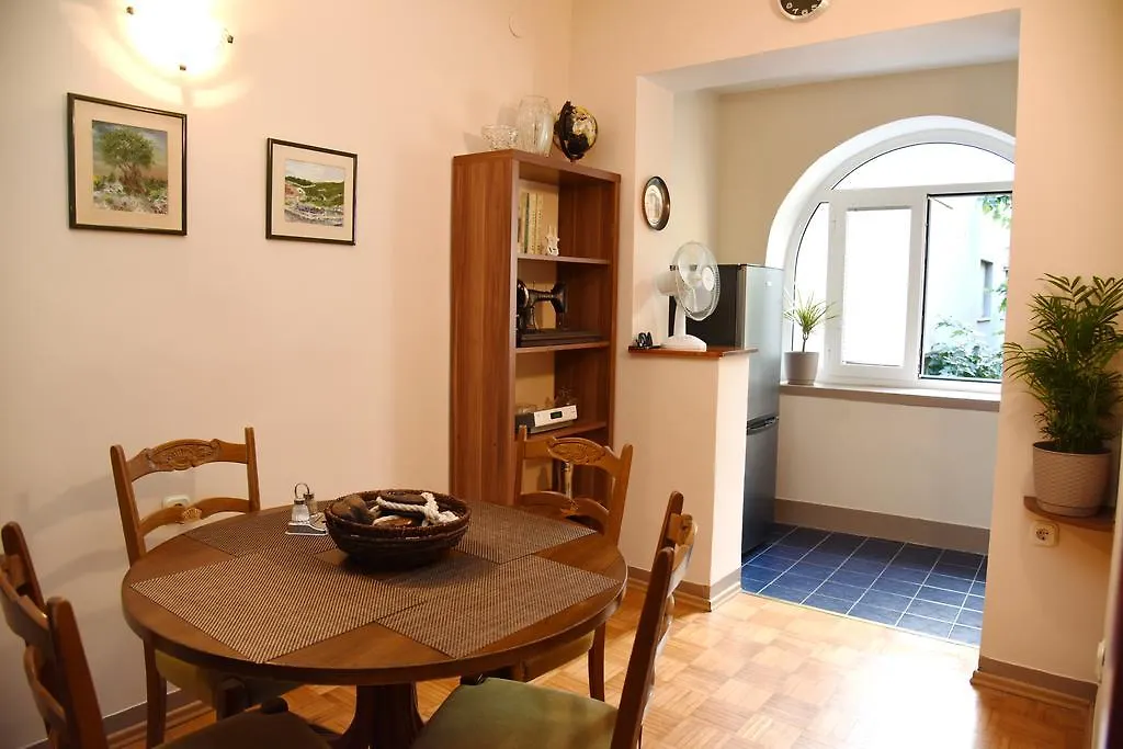 Downtown Apartment Korina Zadar Croácia