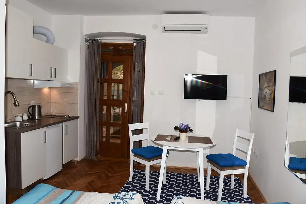 Downtown Apartment Korina Zadar